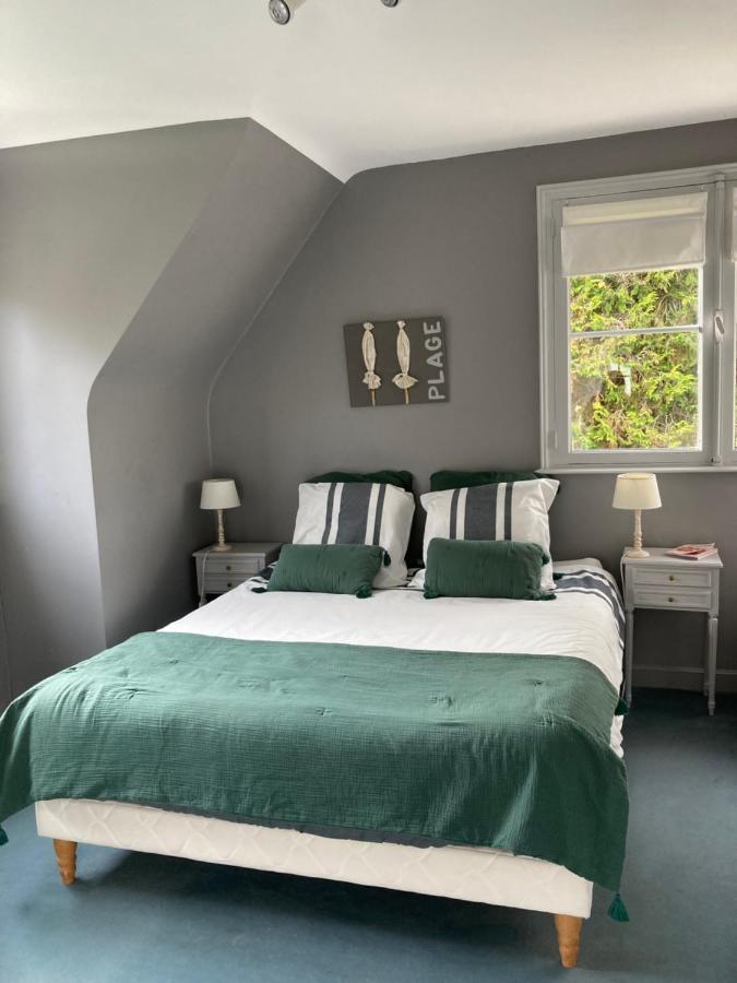 Bed and Breakfast Les Glycines Croix Exterior foto